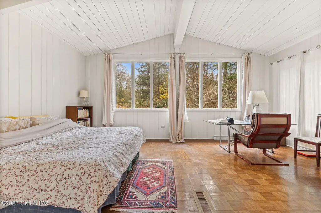 12 Sawmill Terrace Greenwich CT 06830