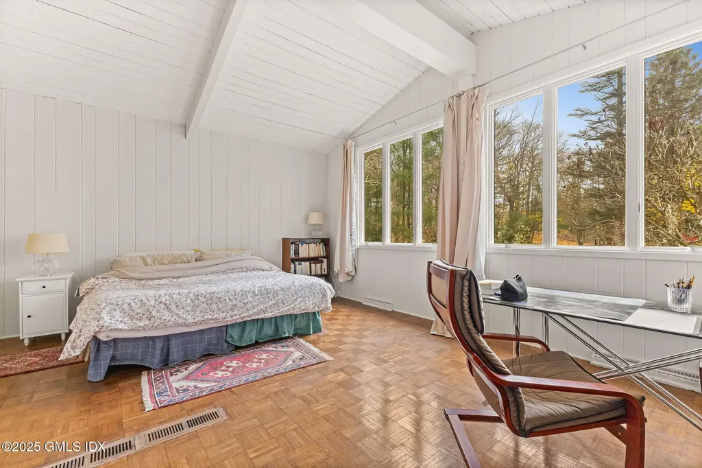 12 Sawmill Terrace Greenwich CT 06830