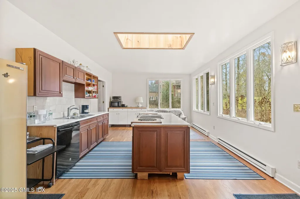 12 Sawmill Terrace Greenwich CT 06830