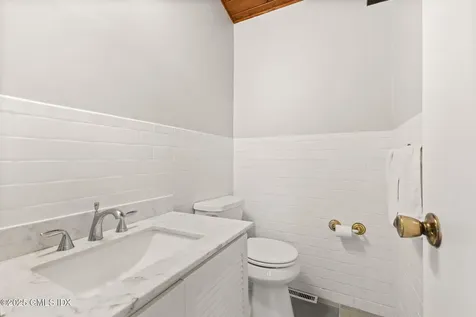12 Sawmill Terrace Greenwich CT 06830