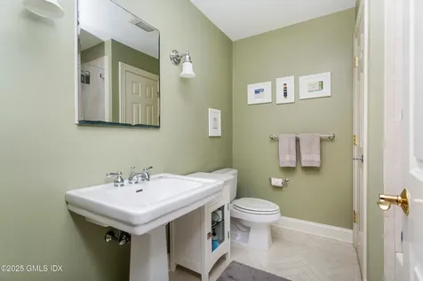 105 Hamilton Avenue Greenwich CT 06830