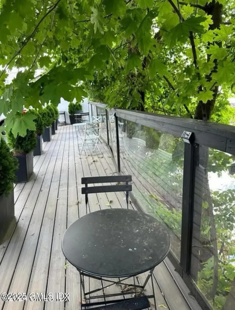 168 N Water Street Greenwich CT 06830