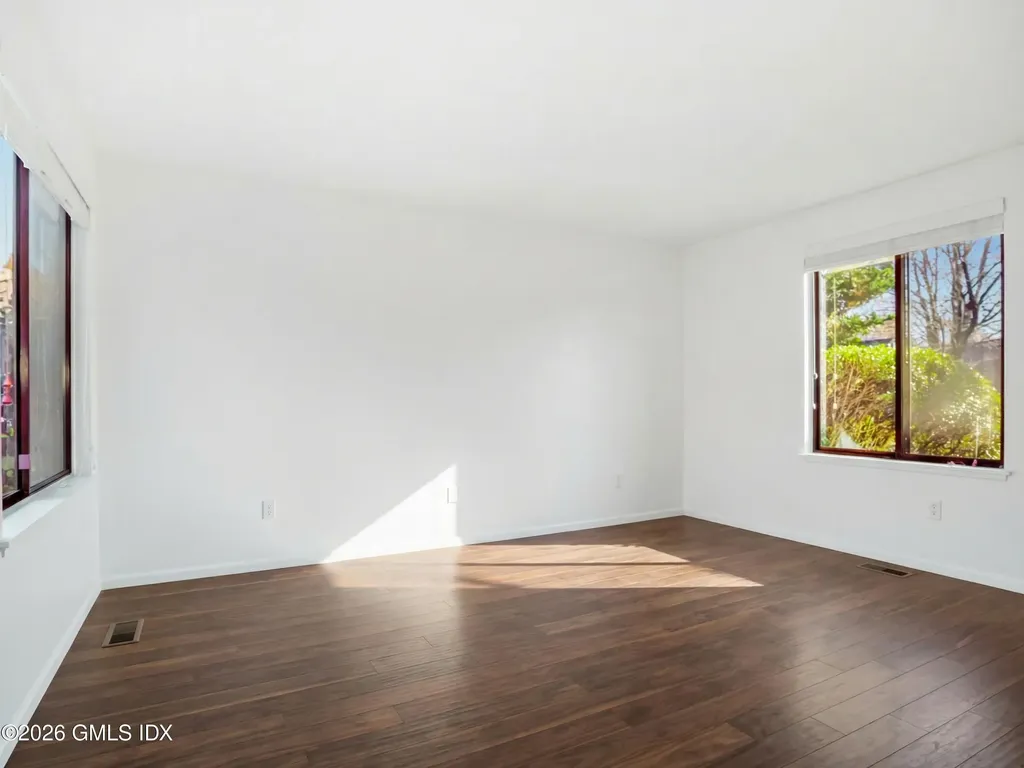 505 W Lyon Farm Drive Greenwich CT 06831