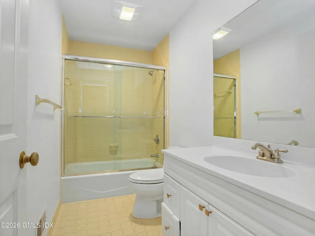 505 W Lyon Farm Drive Greenwich CT 06831