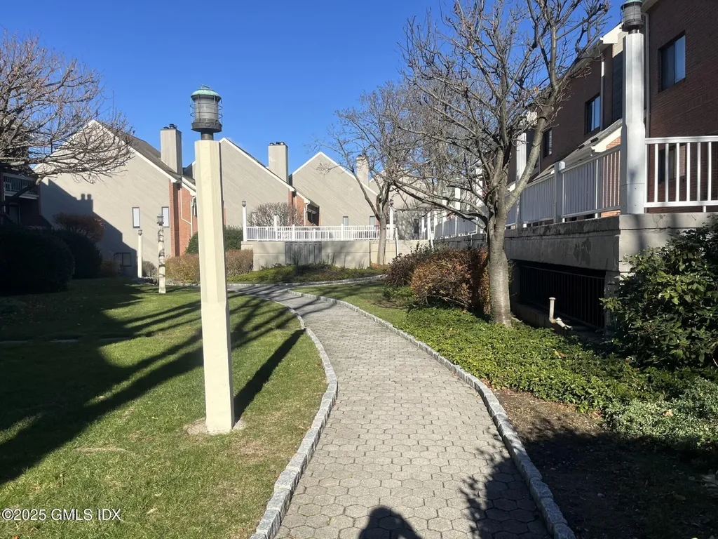 9 River Road Cos Cob CT 06807