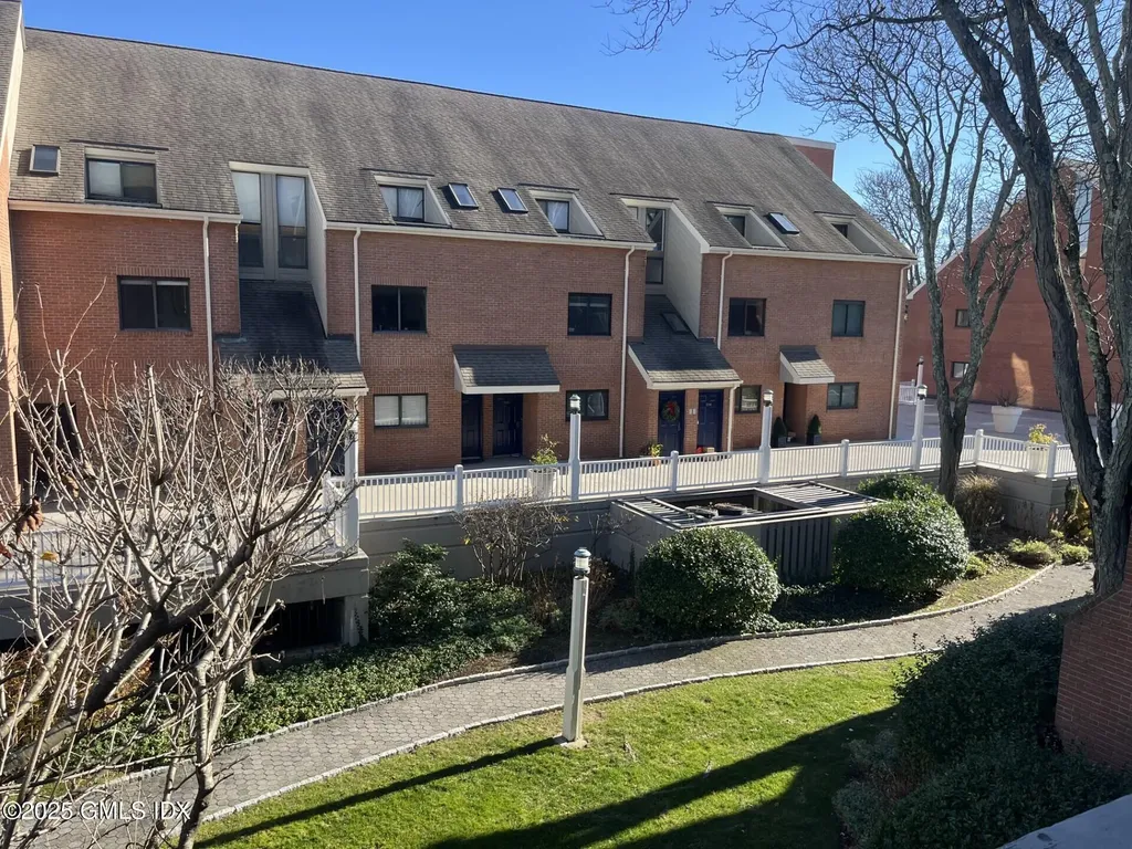 9 River Road Cos Cob CT 06807