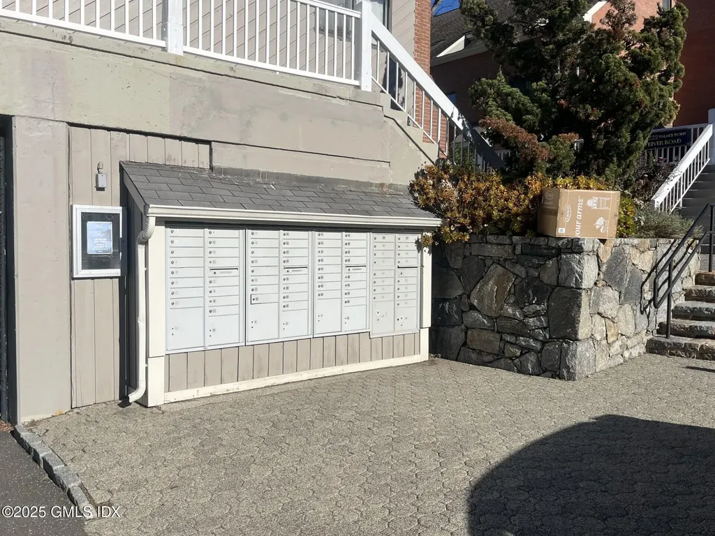 9 River Road Cos Cob CT 06807