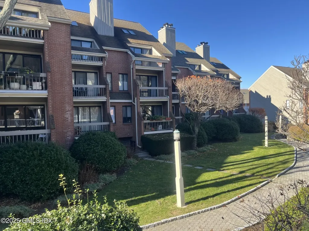 9 River Road Cos Cob CT 06807