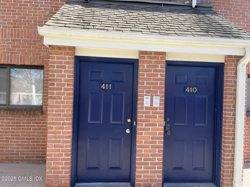 9 River Road Cos Cob CT 06807