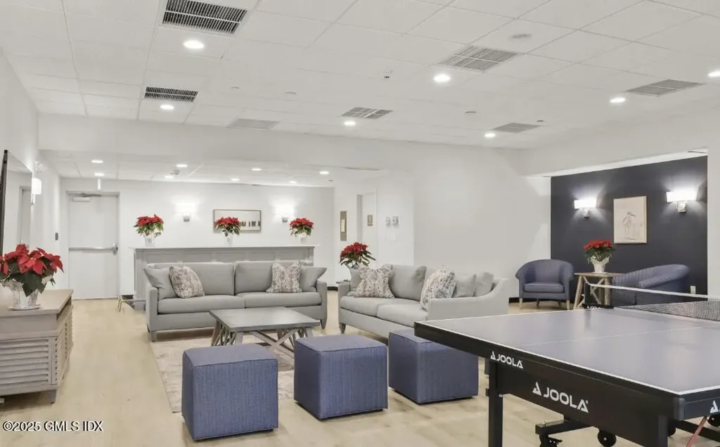 51 Forest Avenue Old Greenwich CT 06870