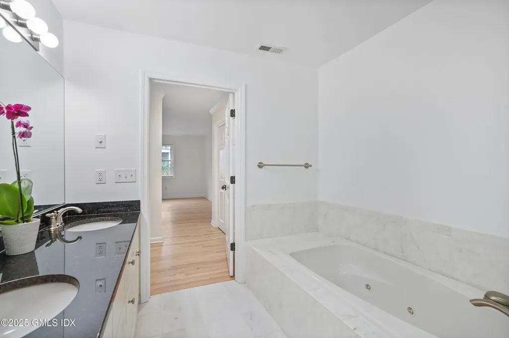 51 Forest Avenue Old Greenwich CT 06870