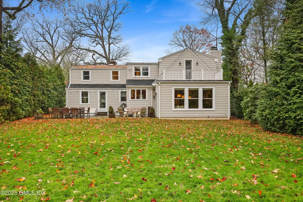 22 Summit Road Riverside CT 06878