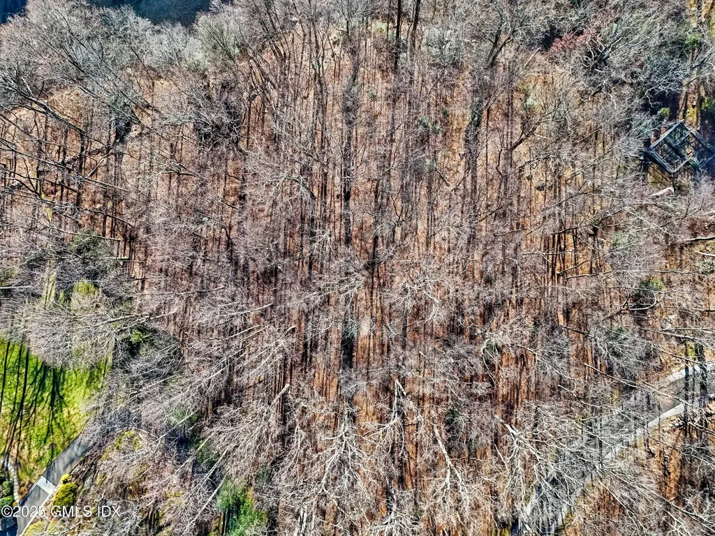 11 Wyckham Hill Lane Greenwich CT 06831