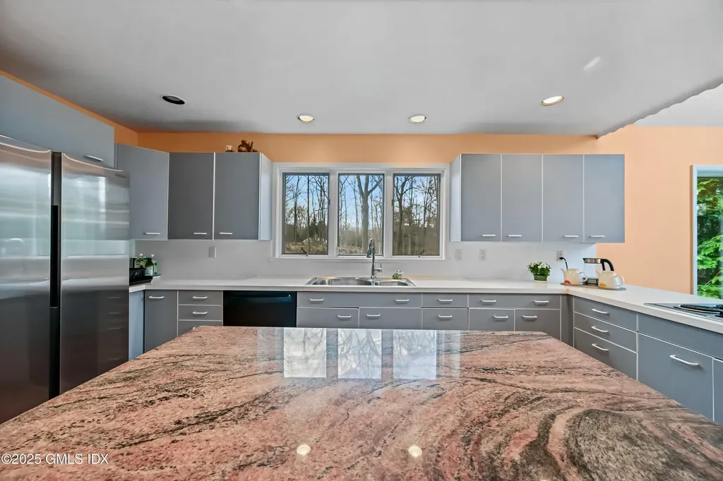 681 River Road Cos Cob CT 06807
