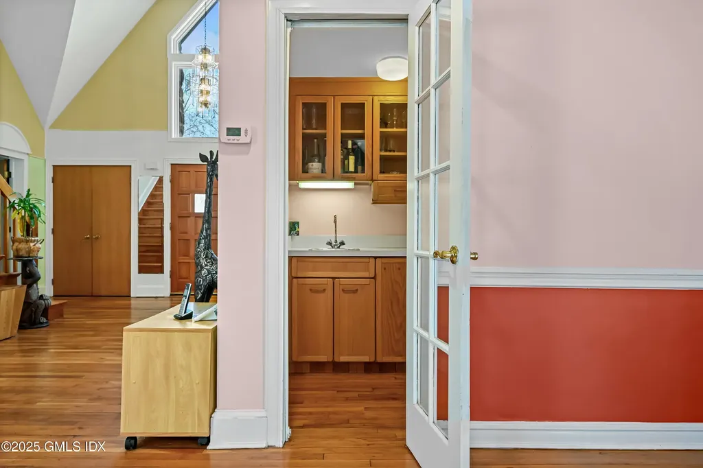 681 River Road Cos Cob CT 06807