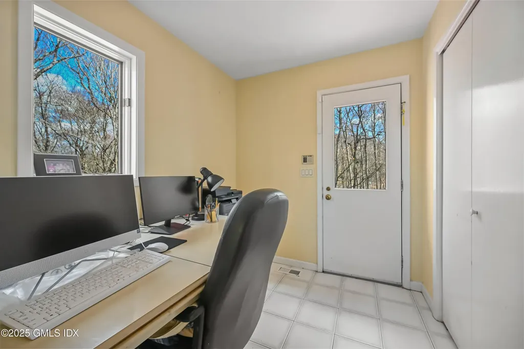 681 River Road Cos Cob CT 06807