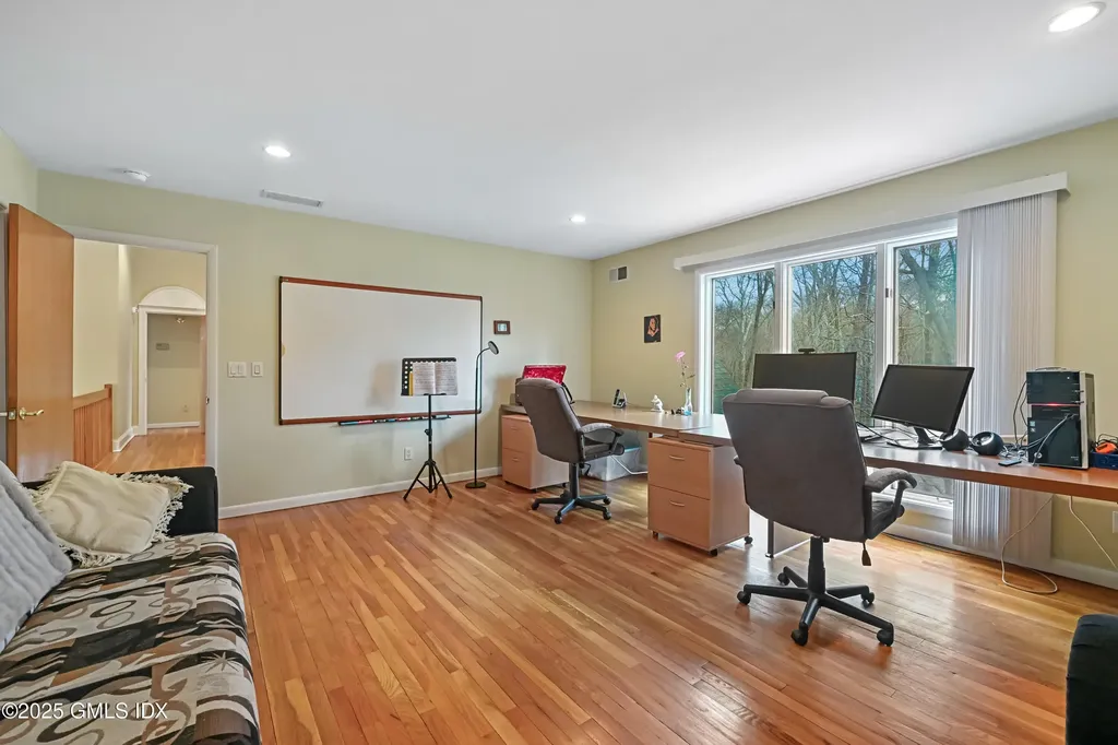 681 River Road Cos Cob CT 06807