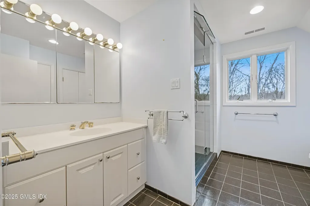 681 River Road Cos Cob CT 06807