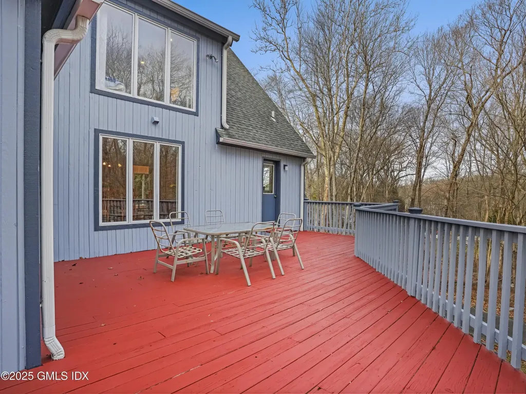 681 River Road Cos Cob CT 06807