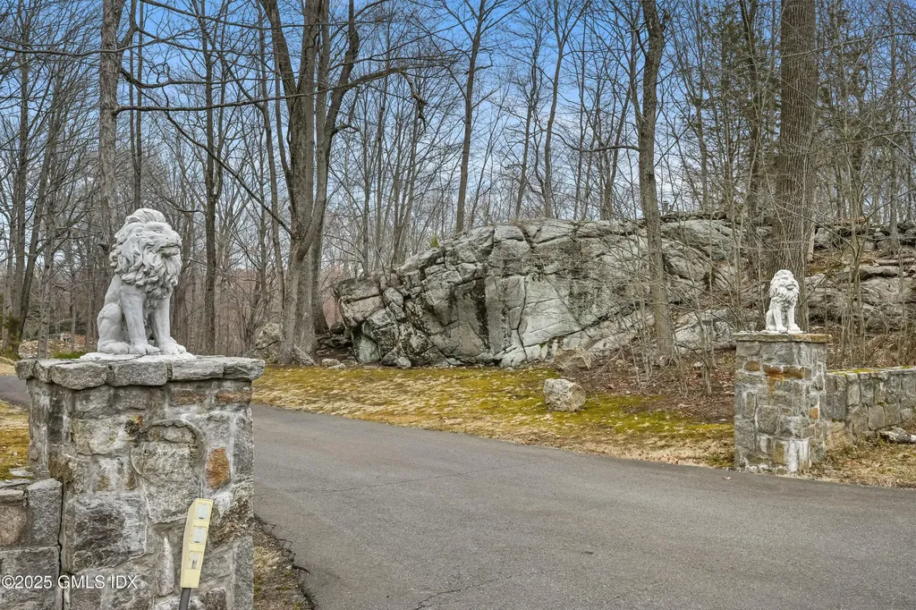 681 River Road Cos Cob CT 06807