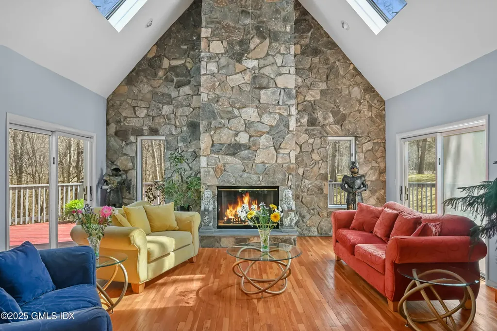 681 River Road Cos Cob CT 06807