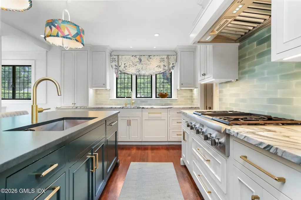 184 Stanwich Road Greenwich CT 06830