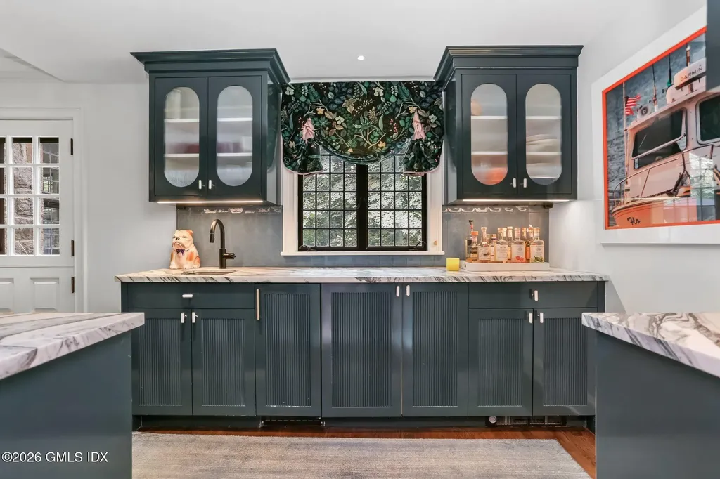 184 Stanwich Road Greenwich CT 06830