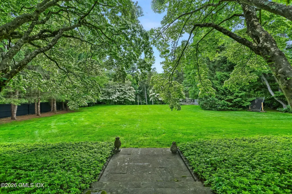 184 Stanwich Road Greenwich CT 06830