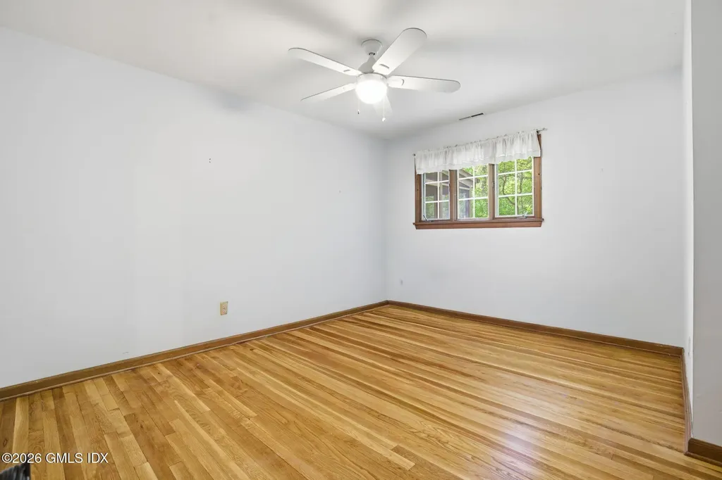86 Dandy Drive Cos Cob CT 06807