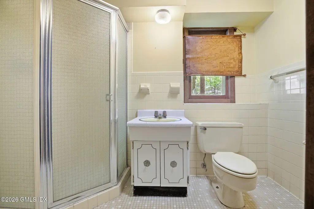 86 Dandy Drive Cos Cob CT 06807
