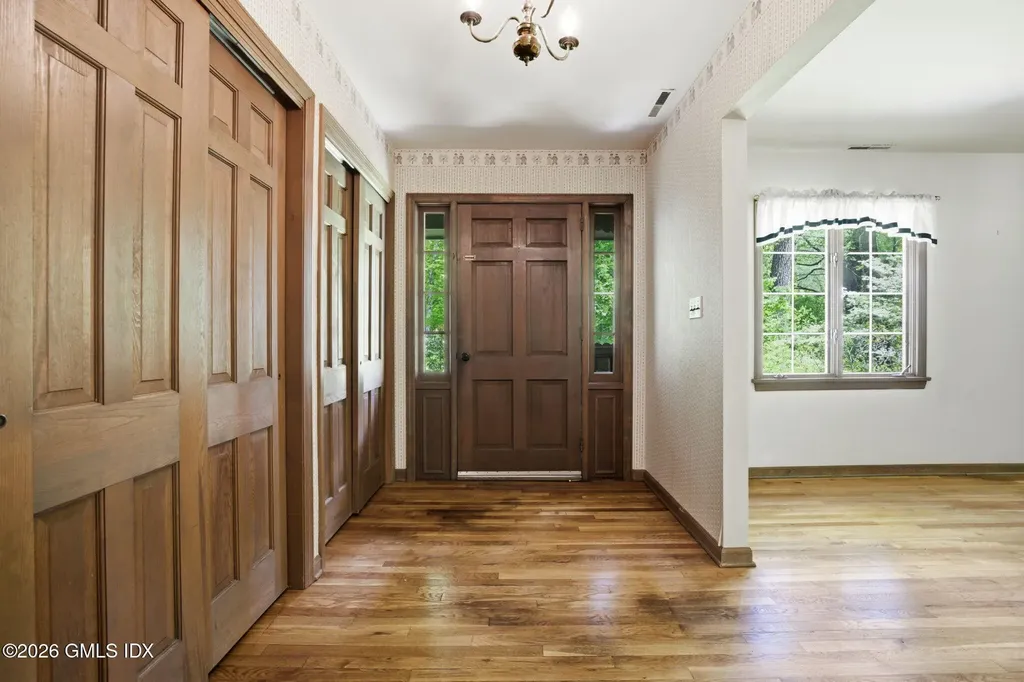 86 Dandy Drive Cos Cob CT 06807