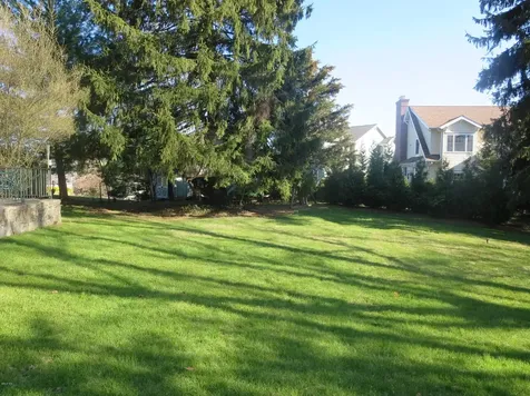 45 Thornhill Road Riverside CT 06878