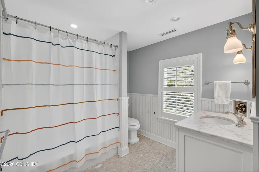 20 Ridge Road Cos Cob CT 06807