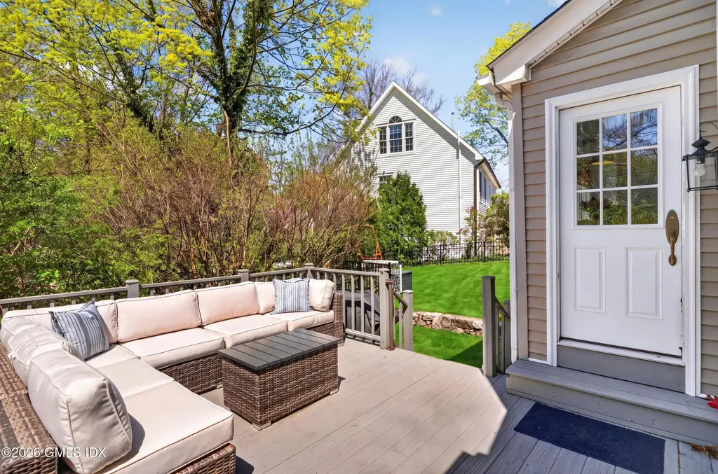 20 Ridge Road Cos Cob CT 06807