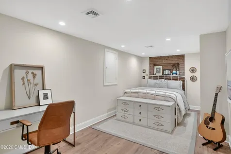 20 Ridge Road Cos Cob CT 06807