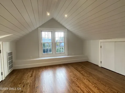 124 Shore Road Old Greenwich CT 06870