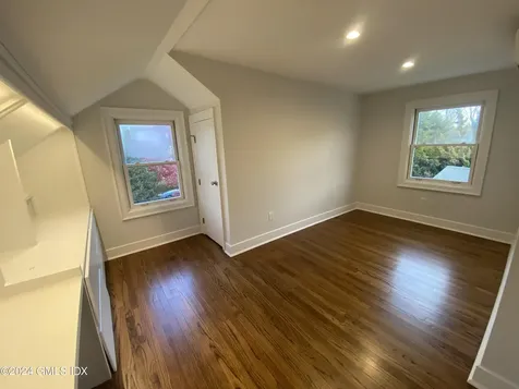 124 Shore Road Old Greenwich CT 06870