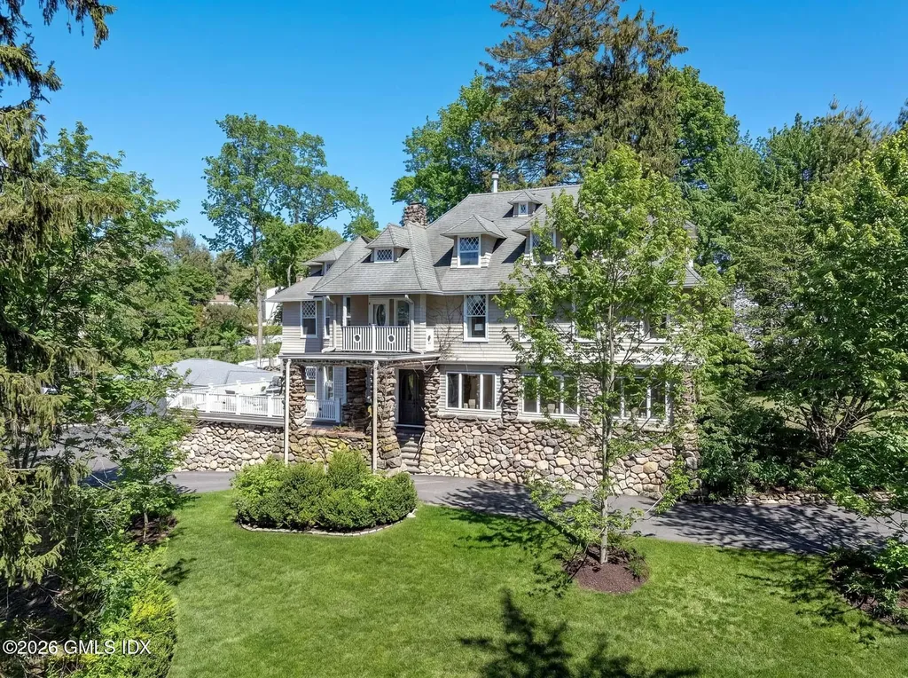 251 Palmer Hill Road Old Greenwich CT 06870