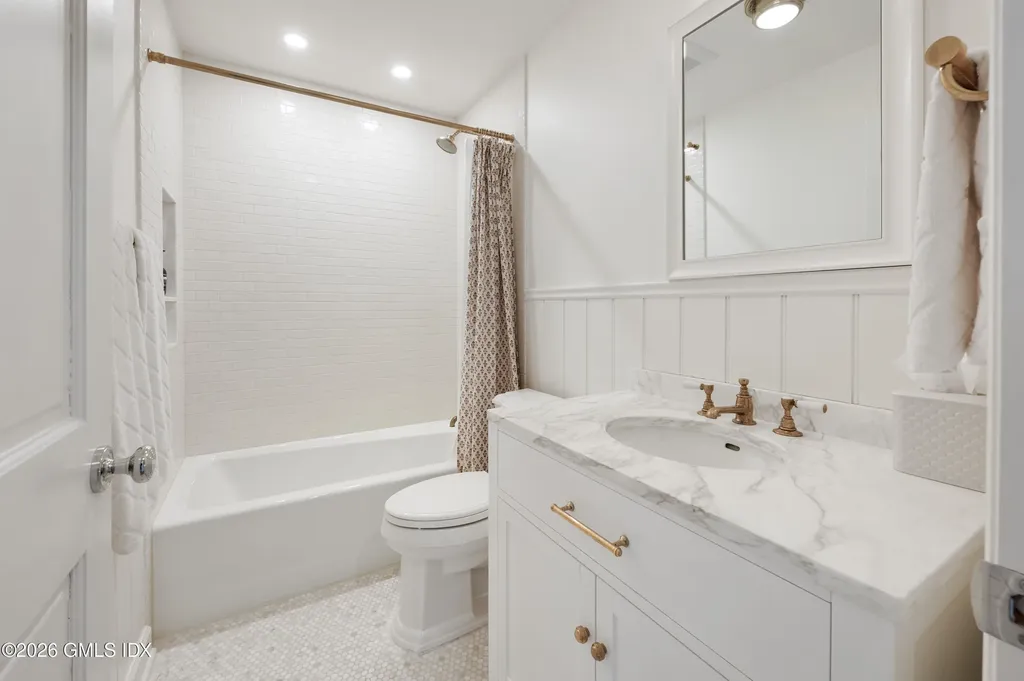 115 River Road Cos Cob CT 06807