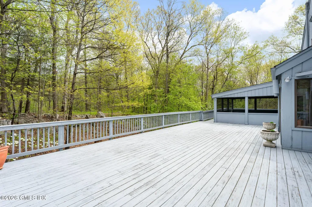 42 Stone Brook Lane Cos Cob CT 06807