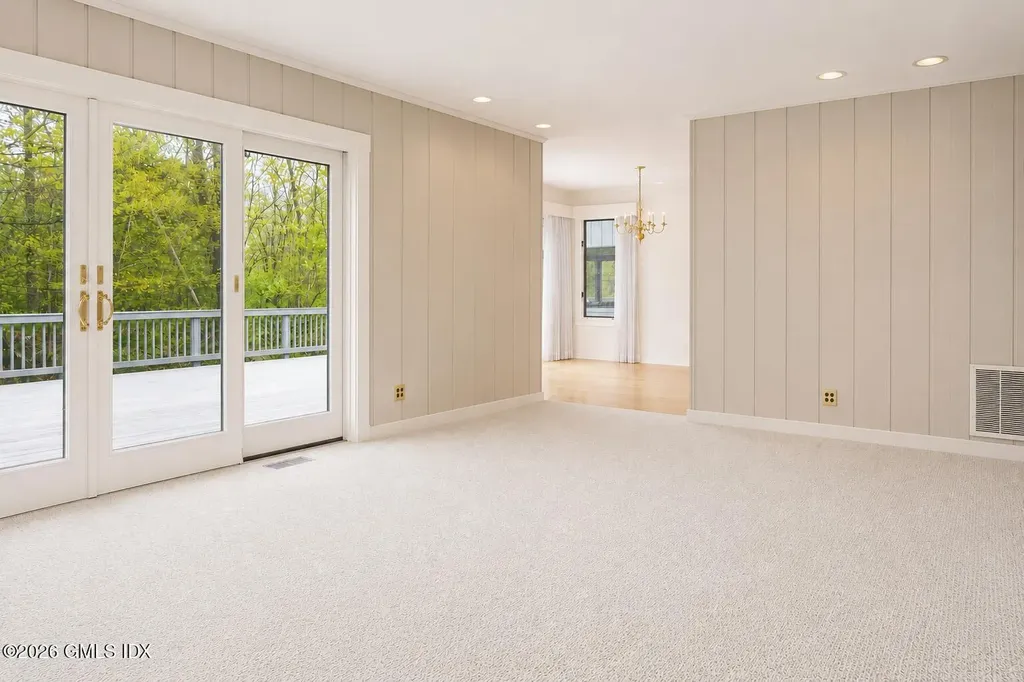 42 Stone Brook Lane Cos Cob CT 06807