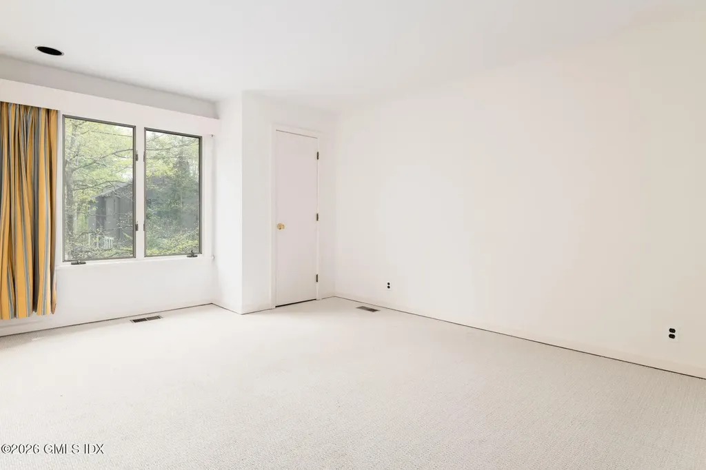 42 Stone Brook Lane Cos Cob CT 06807