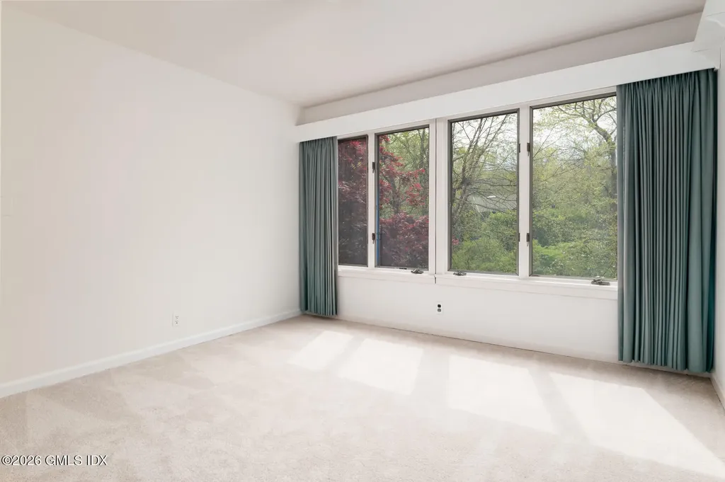 42 Stone Brook Lane Cos Cob CT 06807