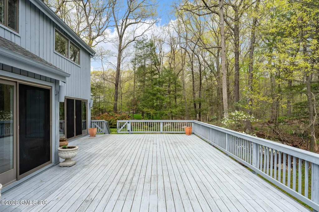 42 Stone Brook Lane Cos Cob CT 06807