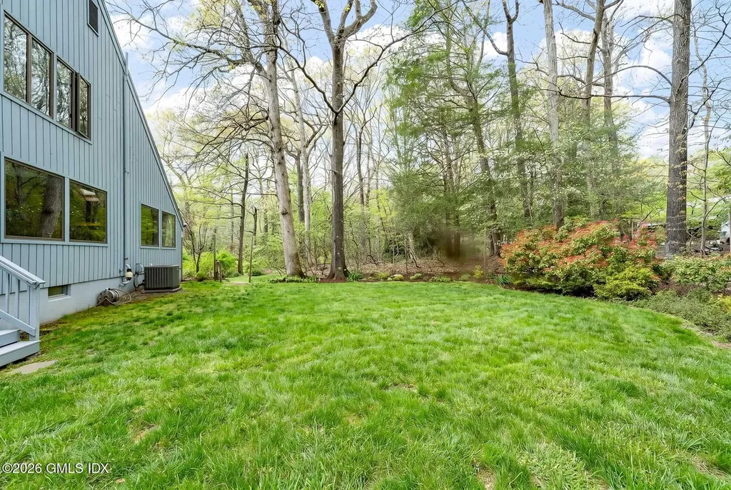 42 Stone Brook Lane Cos Cob CT 06807