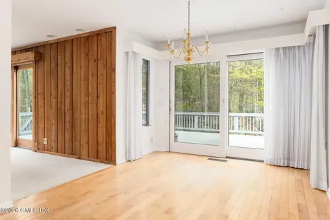 42 Stone Brook Lane Cos Cob CT 06807