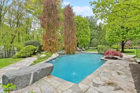 376 Westover Road Stamford CT 06902