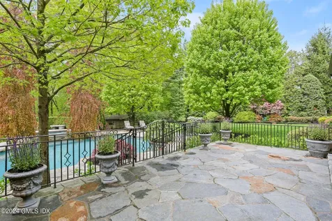 376 Westover Road Stamford CT 06902