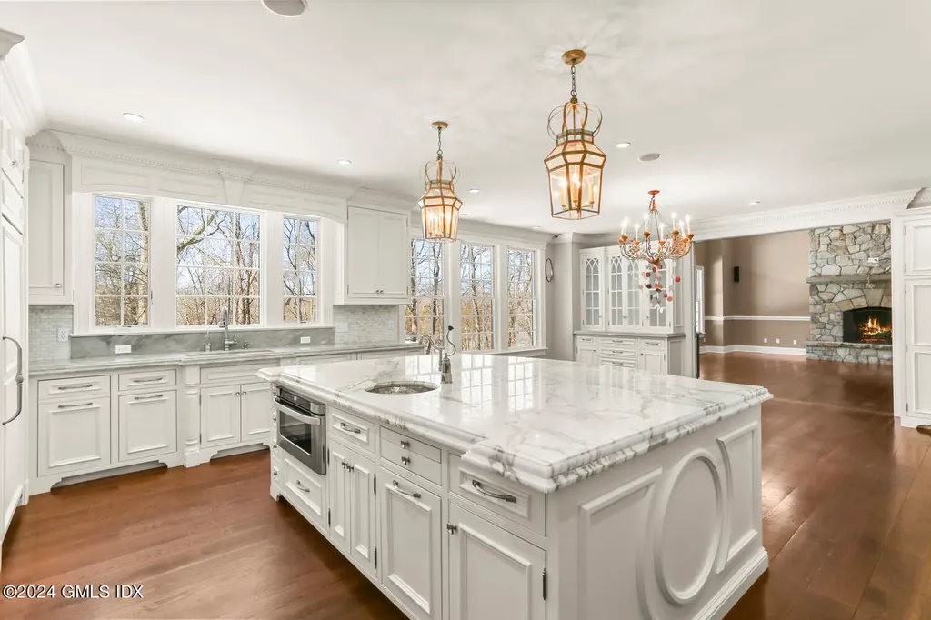 386 Westover Road Stamford CT 06902