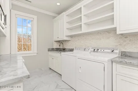 386 Westover Road Stamford CT 06902